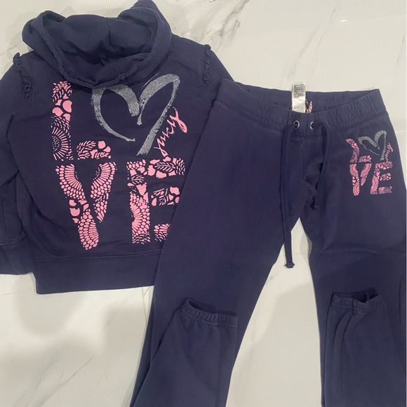 Juicy Couture Navy and Pink Hoodie and Joggers set - Picture 1 of 7